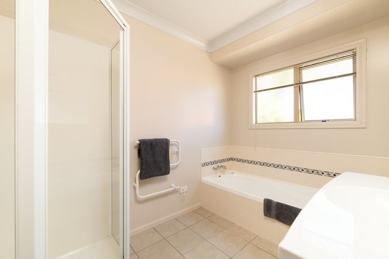 Photo of property in 28 Monticello Key, Papamoa Beach, Papamoa, 3118