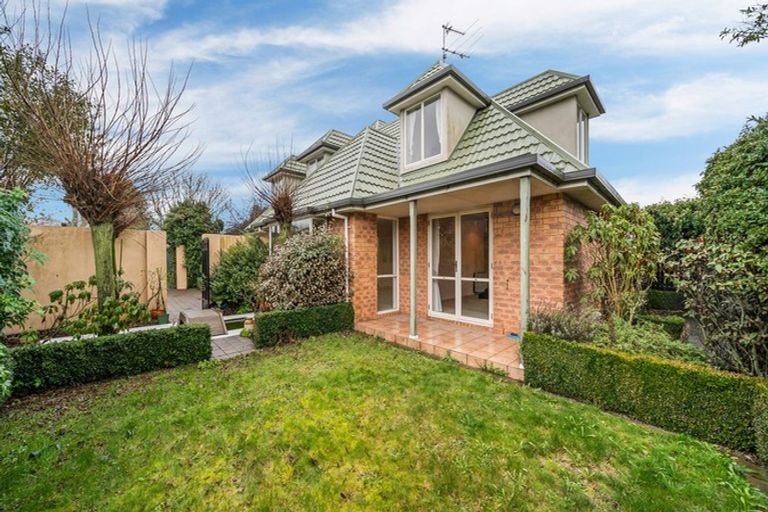 Photo of property in 48b Steadman Road, Broomfield, Christchurch, 8042