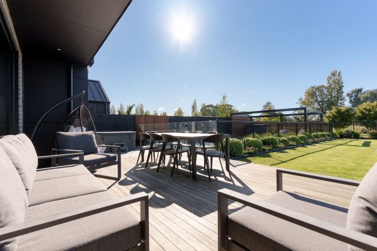 Photo of property in 13 Karere Avenue, Marshland, Christchurch, 8083