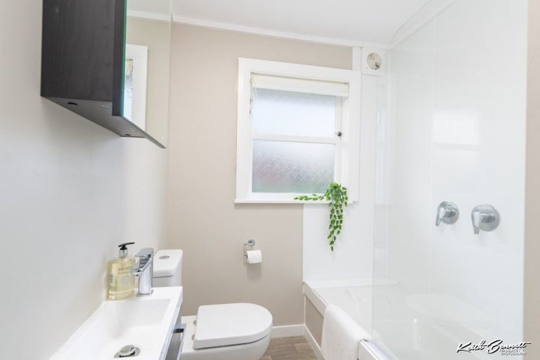 Photo of property in 1/21 Totara Street, Trentham, Upper Hutt, 5018