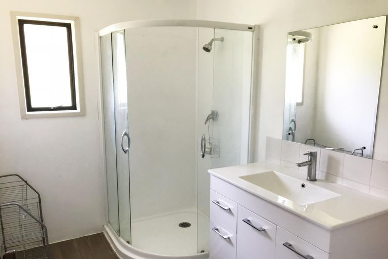 Photo of property in 31 Colombo Road, Waiuku, 2123