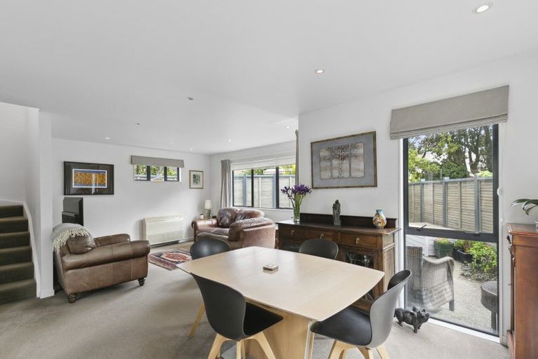 Photo of property in 42b Glamis Avenue, Strathmore Park, Wellington, 6022