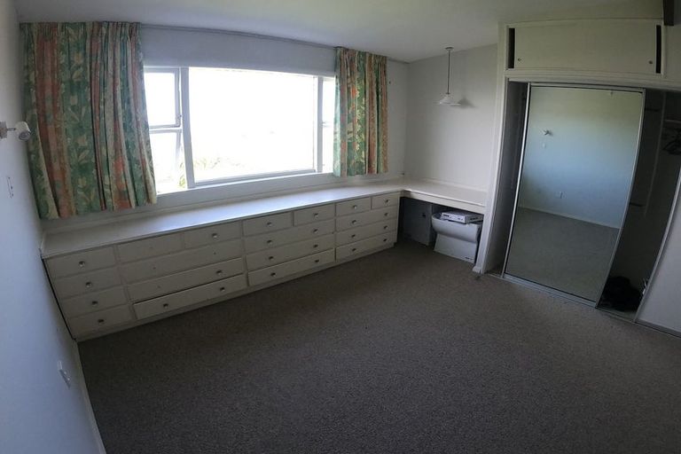 Photo of property in 32 Highbury Road, Highbury, Wellington, 6012