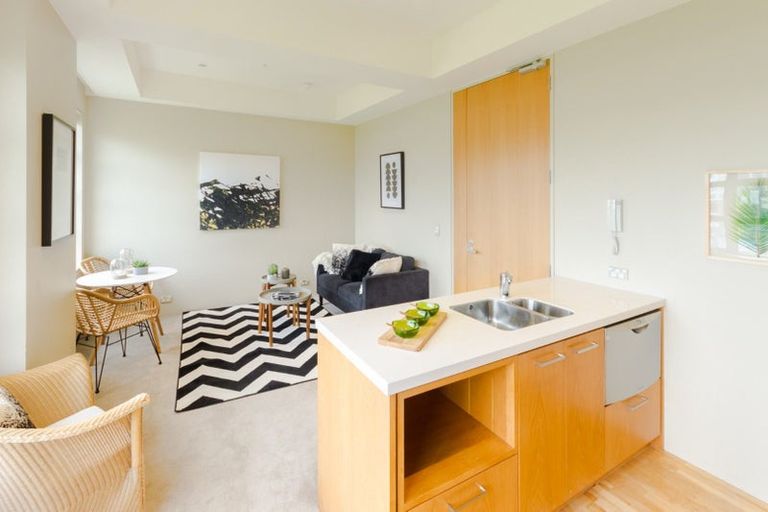 Photo of property in Chaffers Dock, 310/22 Herd Street, Te Aro, Wellington, 6011
