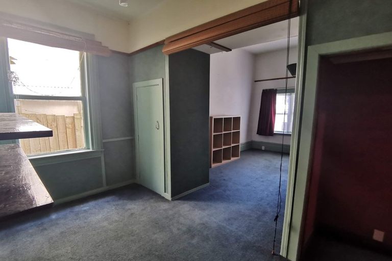 Photo of property in 105 Tasman Street, Mount Cook, Wellington, 6021