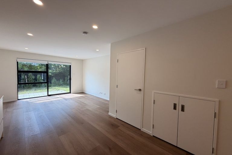 Photo of property in 77 Selo Street, Glen Eden, Auckland, 0602