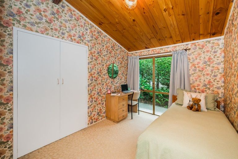 Photo of property in 9 Kohekohe Road, Waikanae, 5036