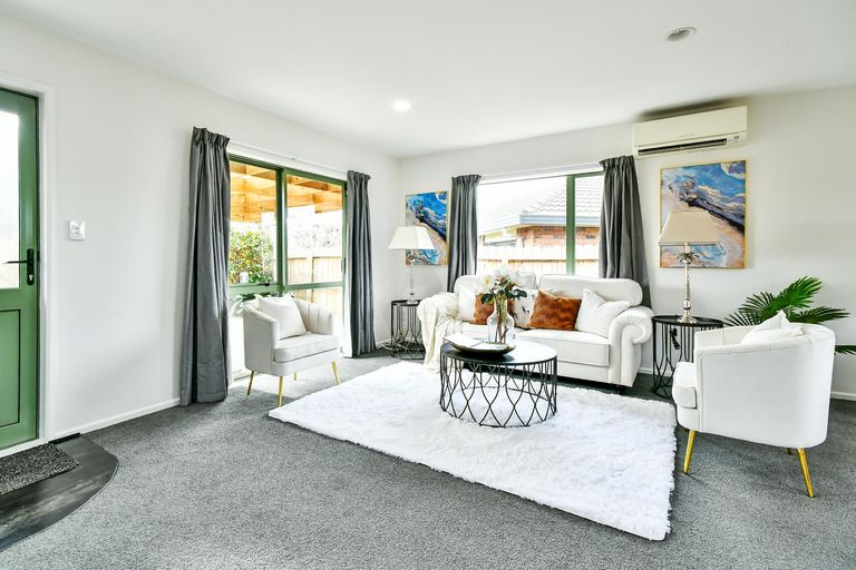 Photo of property in 7a Carnoustie Drive, Wattle Downs, Auckland, 2103