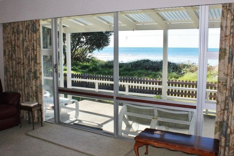Photo of property in 256 Patons Rock Road, Patons Rock, Takaka, 7182