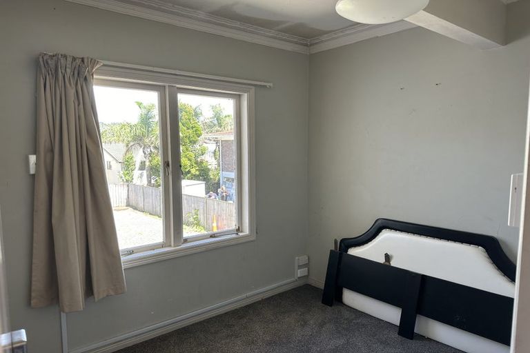 Photo of property in 1/422 Hibiscus Coast Highway, Orewa, 0931