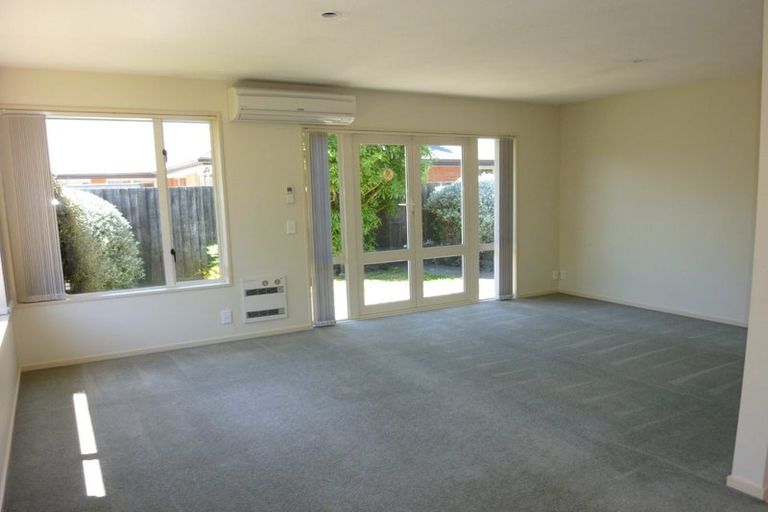 Photo of property in 5/30 Newnham Terrace, Upper Riccarton, Christchurch, 8041