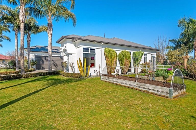 Photo of property in 4 Joshua Lane, Lytton West, Gisborne, 4010
