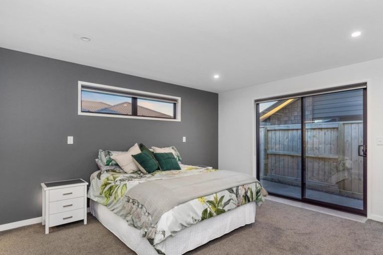 Photo of property in 53 Kahuparere Crescent, Pyes Pa, Tauranga, 3112