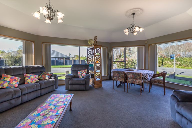 Photo of property in 125 Winters Road, Mairehau, Christchurch, 8052