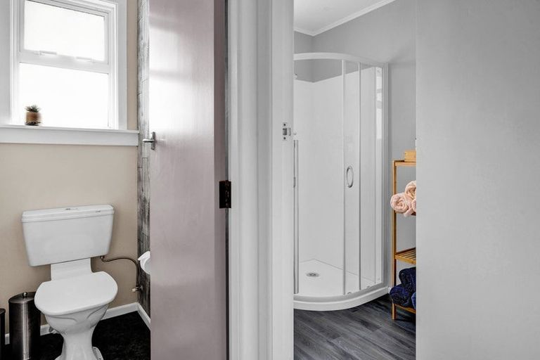 Photo of property in 14 Murray Avenue, Hawera, 4610