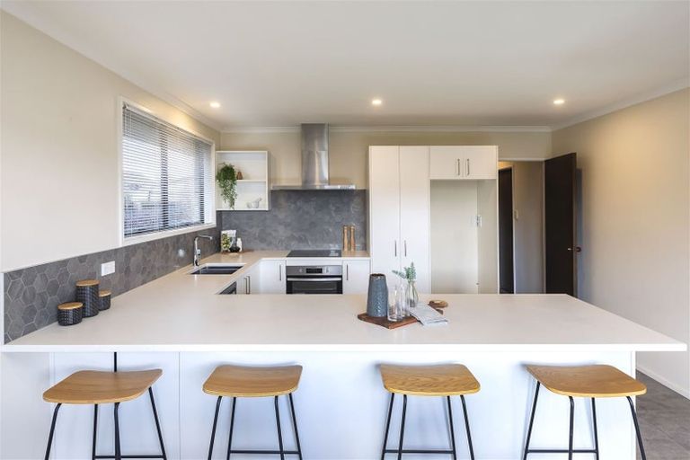 Photo of property in 38 Veitches Road, Casebrook, Christchurch, 8051