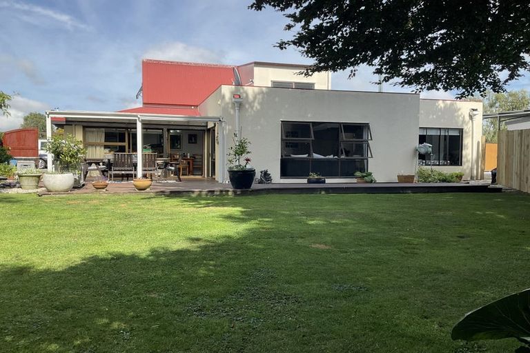 Photo of property in 96 Napier Road, Terrace End, Palmerston North, 4410
