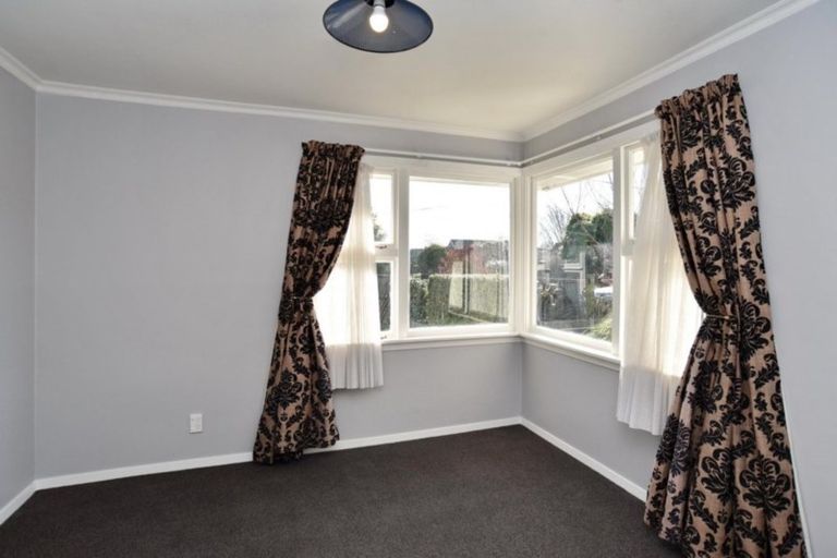 Photo of property in 24 Withells Road, Avonhead, Christchurch, 8042
