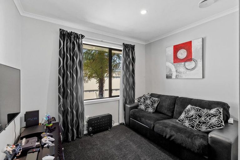 Photo of property in 209 Rolleston Drive, Rolleston, 7614