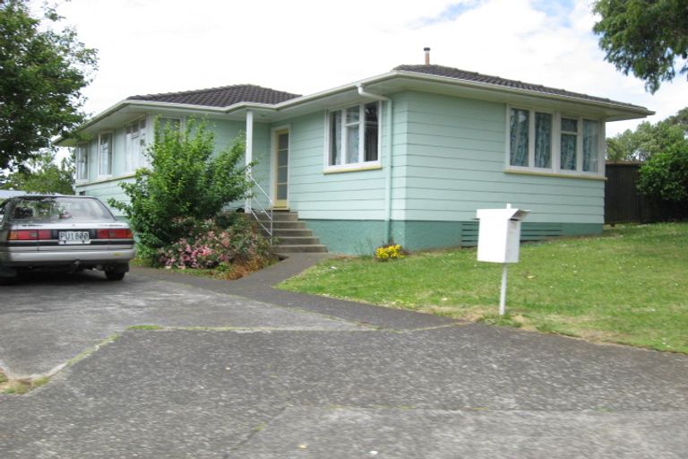 Photo of property in 75 Friesian Drive, Mangere, Auckland, 2022
