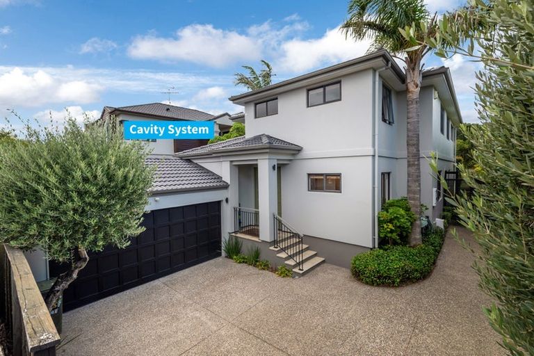 Photo of property in 23a Peter Terrace, Castor Bay, Auckland, 0620