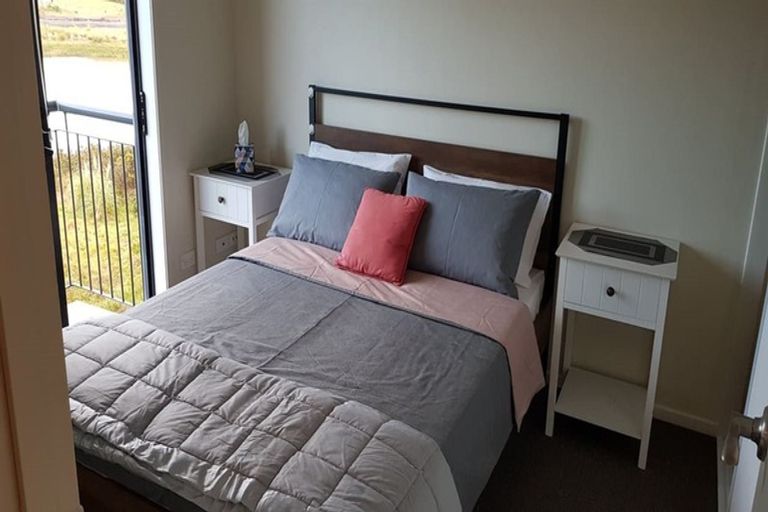 Photo of property in 4j/17 Crown Lynn Place, New Lynn, Auckland, 0600