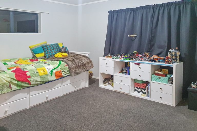 Photo of property in 41 Reynolds Road, Pukekohe, 2120