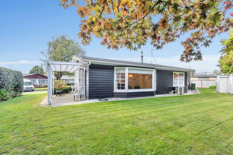 Photo of property in 1 Nansen Place, Levin, 5510