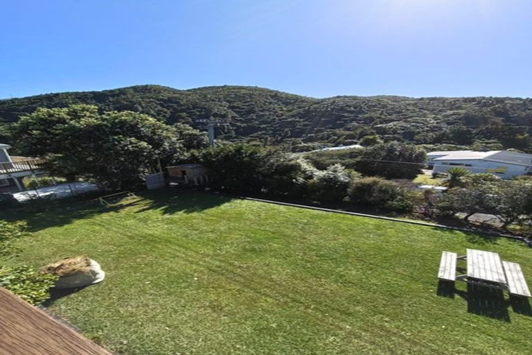 Photo of property in 25 Foster Crescent, Belmont, Lower Hutt, 5010