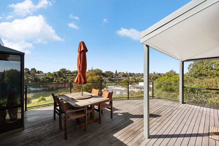 Photo of property in 4/100 Beerescourt Road, Beerescourt, Hamilton, 3200