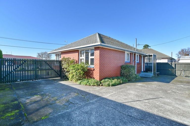 Photo of property in 372 Breezes Road, Aranui, Christchurch, 8061