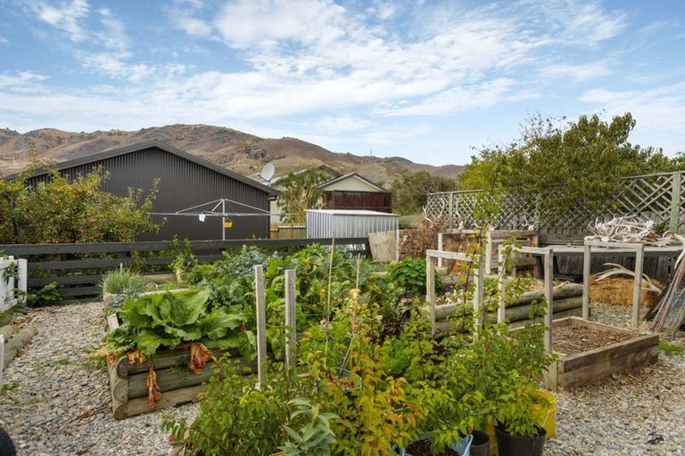 Photo of property in 12 Orient Street, Cromwell, 9310