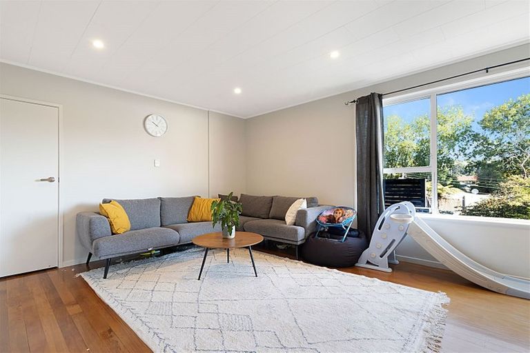 Photo of property in 63a Harrington Road, Henderson, Auckland, 0610