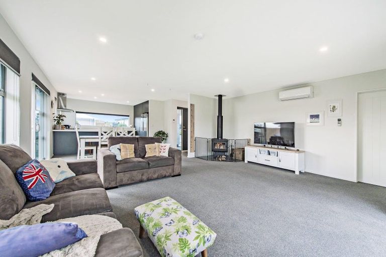 Photo of property in 10 Longcot Drive, Rolleston, 7615