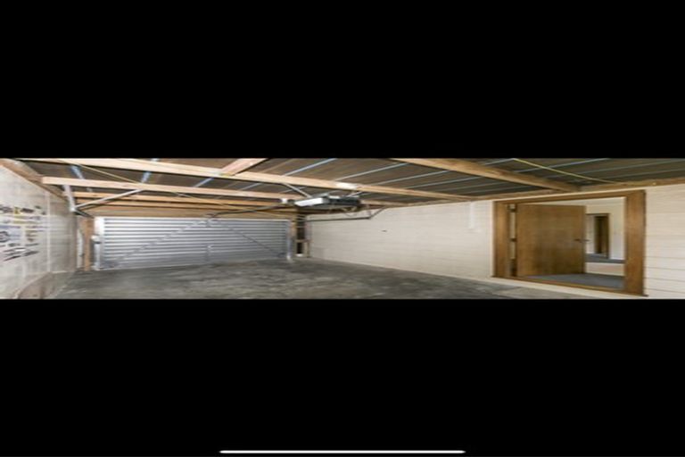 Photo of property in 163b Broderick Road, Johnsonville, Wellington, 6037