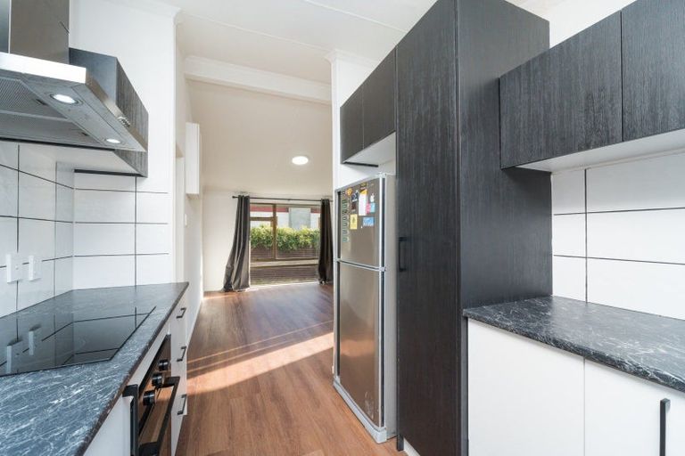Photo of property in 114 Tremaine Avenue, Westbrook, Palmerston North, 4412