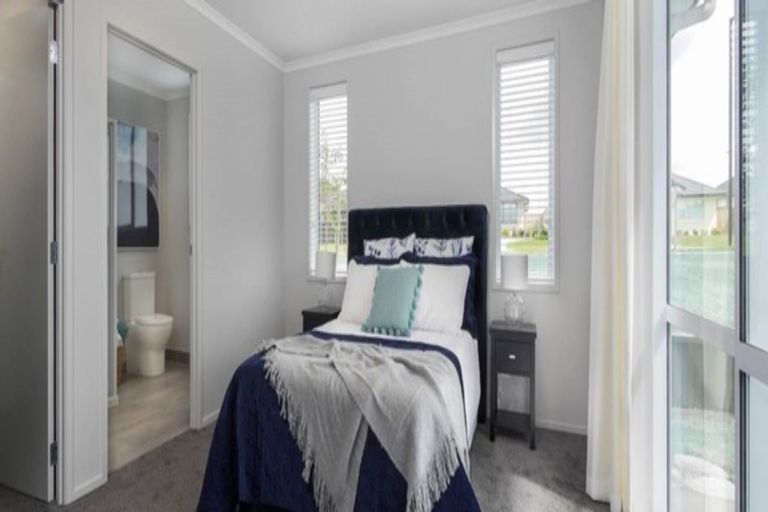 Photo of property in 9 Kano Way, Hobsonville, Auckland, 0616