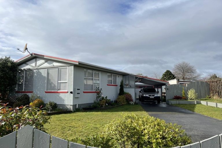 Photo of property in 66 Richmond Avenue, Richmond Heights, Taupo, 3330
