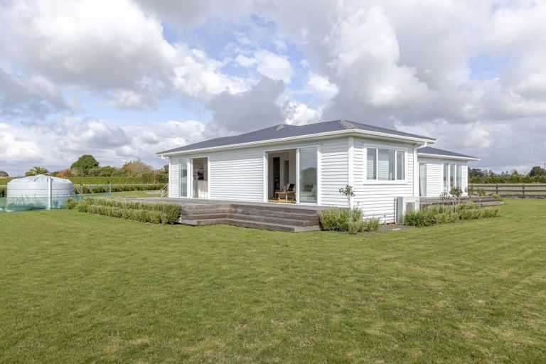 Photo of property in 29 Matarikoriko Road, Brixton, Waitara, 4382
