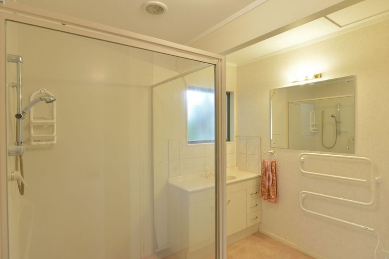 Photo of property in 8a Moehau Road, Te Kamo, Whangarei, 0112