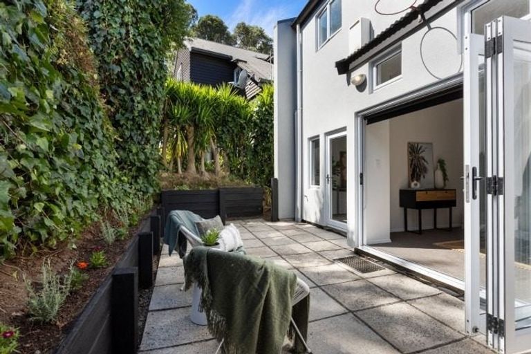 Photo of property in 82c Fourth Avenue, Tauranga, 3110