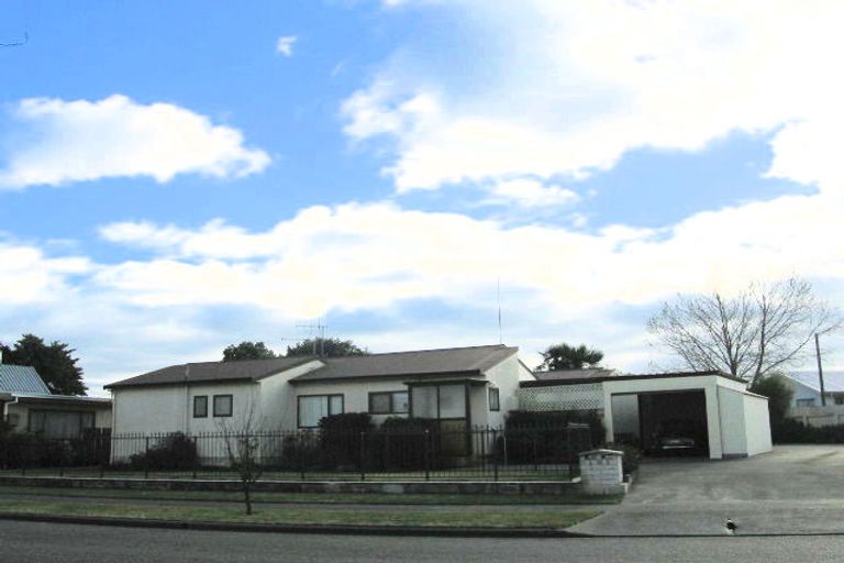 Photo of property in 16a Tait Drive, Greenmeadows, Napier, 4112