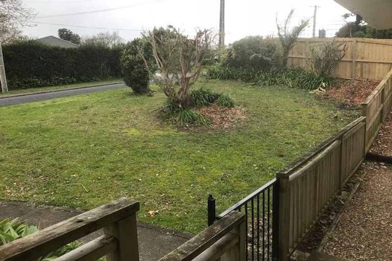 Photo of property in 36 O'halloran Road, Howick, Auckland, 2014