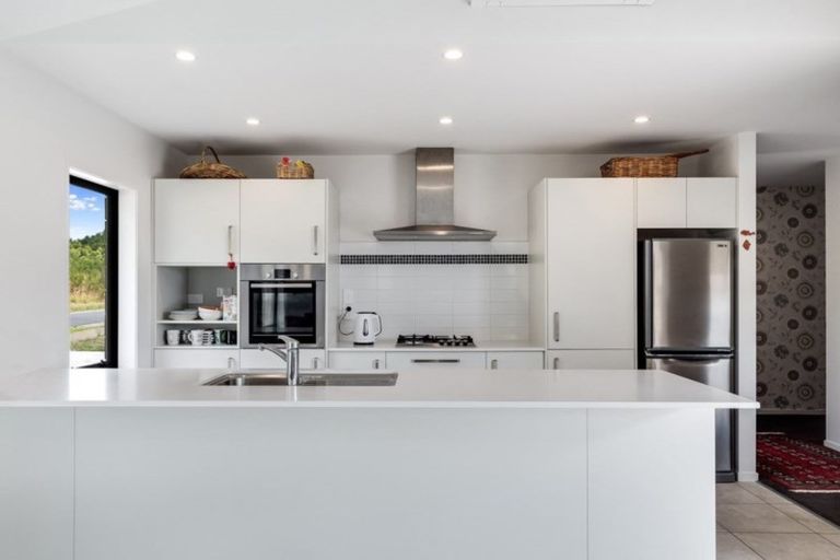 Photo of property in 16 Conniston Way, Pyes Pa, Tauranga, 3112