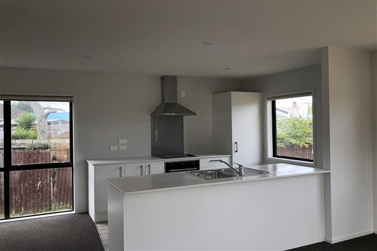 Photo of property in 6 Nairn Place, Otara, Auckland, 2023