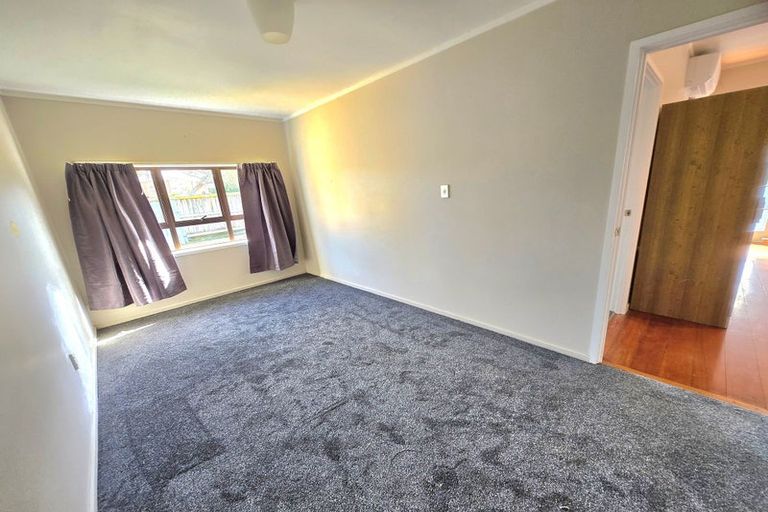 Photo of property in 40 Evans Road, Weymouth, Auckland, 2103