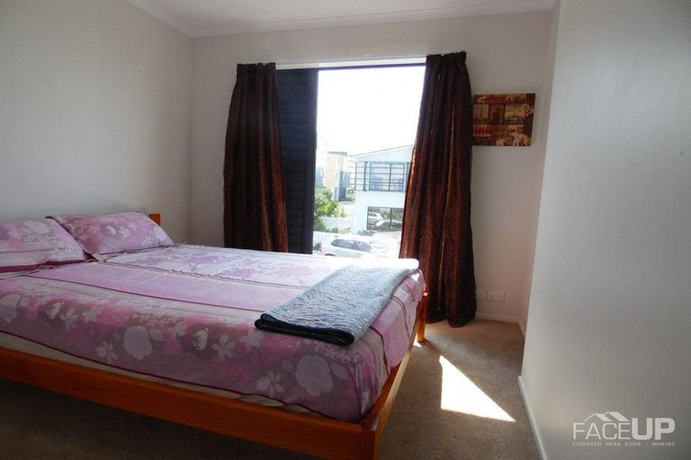Photo of property in 18 Flounder Road, Hobsonville, Auckland, 0616