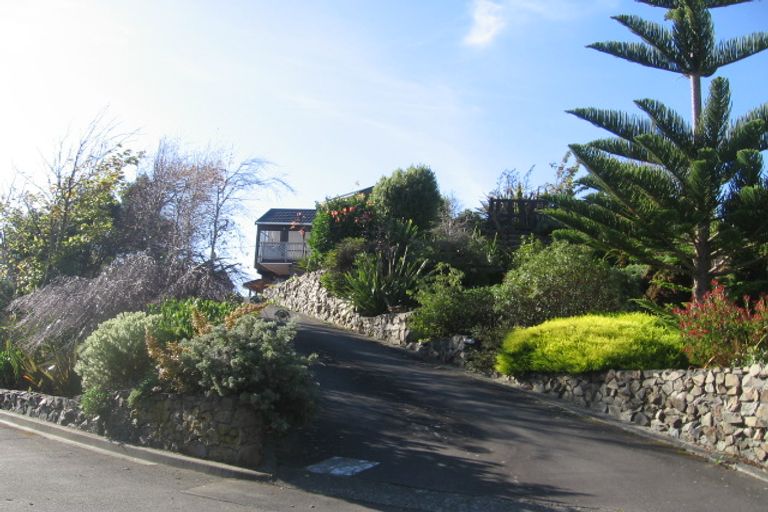 Photo of property in 47 The Crowsnest, Whitby, Porirua, 5024