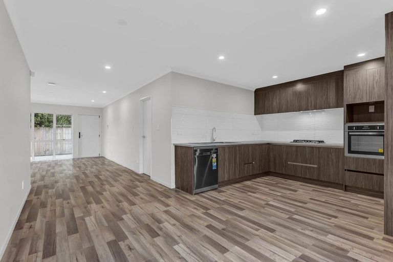 Photo of property in 17f Prictor Street, Papakura, 2110