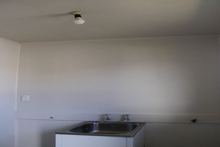 Photo of property in 1 Daniel Avenue, Mangere East, Auckland, 2024